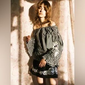 SNIDEL check blouse with floral shorts